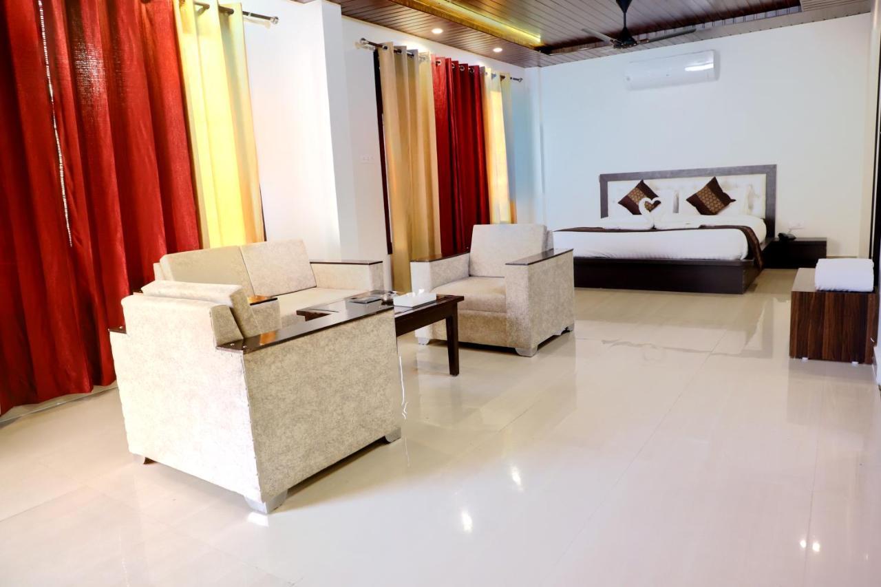 Skywood Resort Shoghi Shogi Buitenkant foto