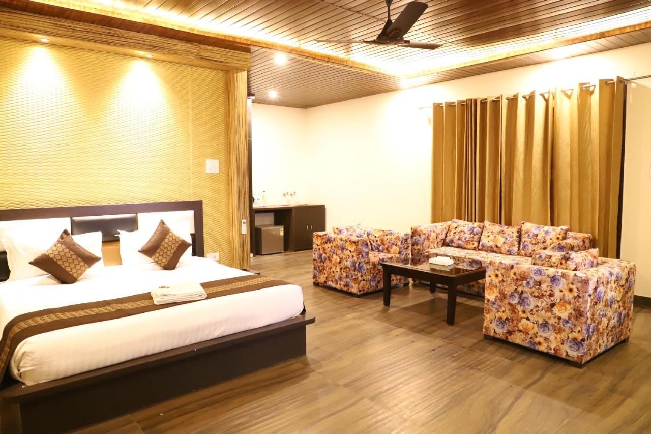 Skywood Resort Shoghi Shogi Buitenkant foto