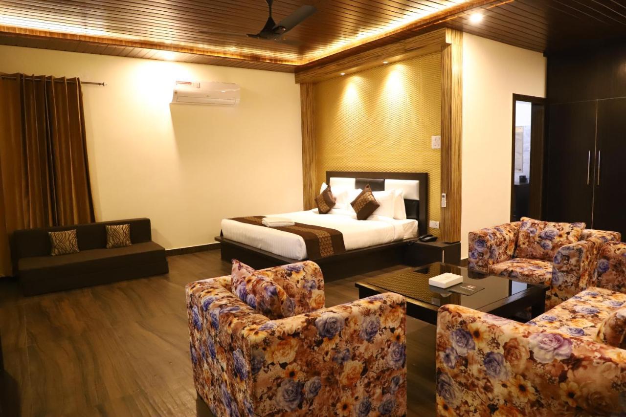 Skywood Resort Shoghi Shogi Buitenkant foto