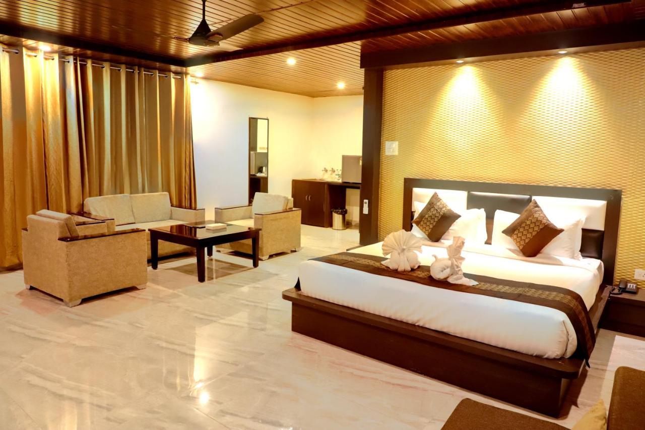Skywood Resort Shoghi Shogi Buitenkant foto